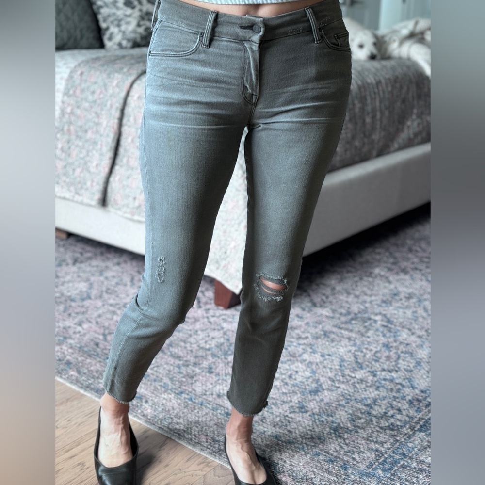 MOTHER Looker Ankle Fray Denim Last Chance Saloon size 27